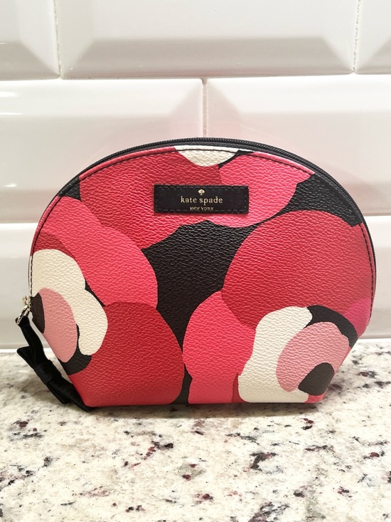 kate spade Handbags - Kate Spade Laurel Way Domed Cosmetic Case NWOT